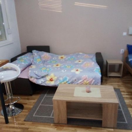 Apartments In City Center Куманово Экстерьер фото