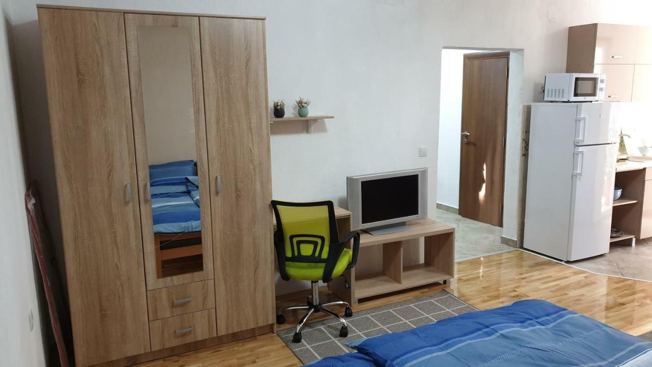 Apartments In City Center Куманово Экстерьер фото