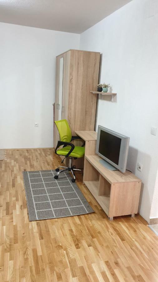 Apartments In City Center Куманово Экстерьер фото